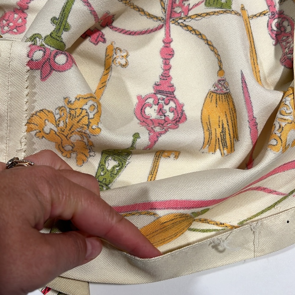 Vintage Blouse - 9/10, union made, keys, ribbon, rope - Picture 15 of 15